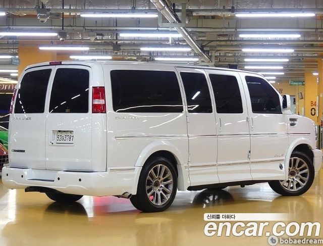 Chevrolet Express Van 6.5 — пробег 25 000 км — фото 3 из 5