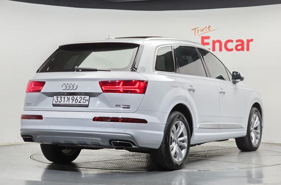 Audi Q7 45 TFSI Quattro — пробег 36 955 км — фото 2 из 5