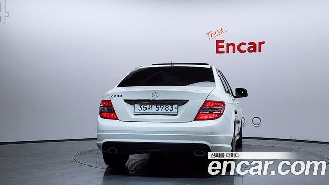 Mercedes-Benz C-Class из Кореи Encar