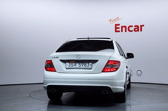 Mercedes-Benz C-Class C230 AVANTGARDE — пробег 174 289 км — фото 4 из 5