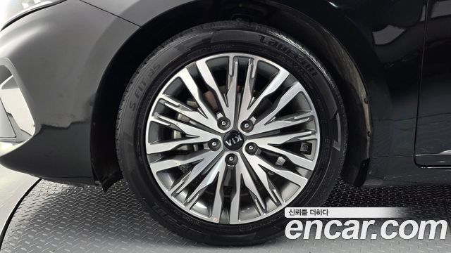 Kia K7 из Кореи Encar