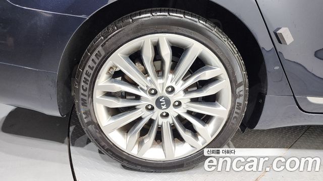 Kia K7 из Кореи Encar