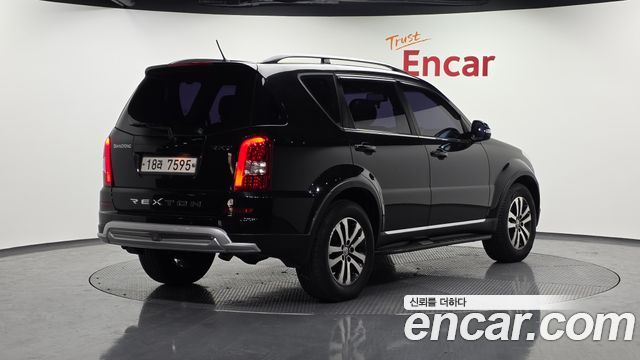 Ssangyong Rexton 2.0 2WD RX7 Luxury — пробег 87 683 км — фото 2 из 5