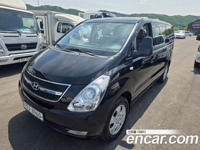 Hyundai Starex 4WD 12-Seater Wagon CVX Luxury — пробег 139 150 км — фото 1 из 5