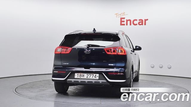 Kia Niro Noblesse — пробег 131 455 км — фото 4 из 5