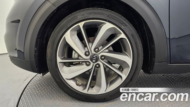 Kia Niro Noblesse — пробег 131 455 км — фото 5 из 5