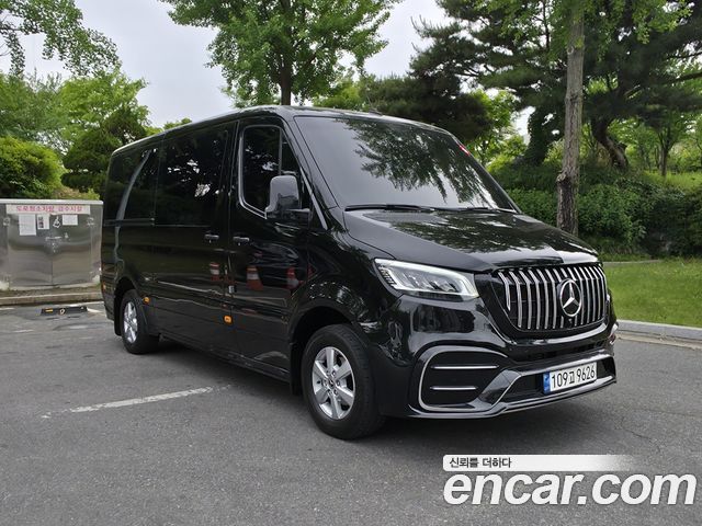 Mercedes-Benz Sprinter 3.0 Diesel W907 — пробег 33 055 км — фото 2 из 5