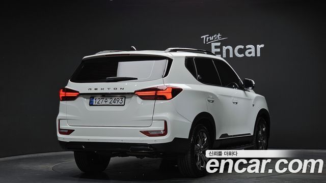 Ssangyong Rexton из Кореи Encar