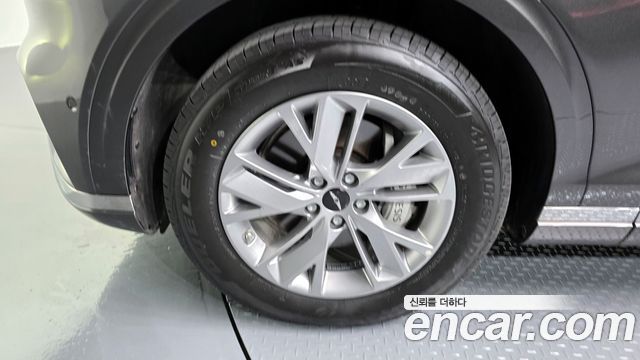 Genesis GV70 из Кореи Encar
