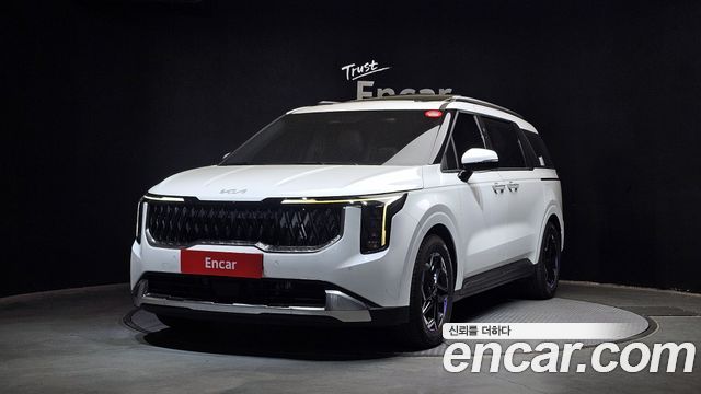 Kia Carnival 9-Seater Noblesse — пробег 77 940 км — фото 1 из 5