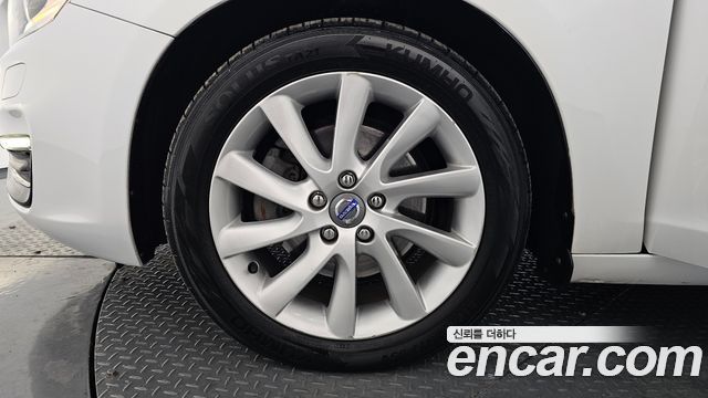 Volvo S60 из Кореи Encar