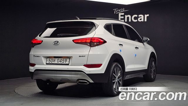 Hyundai Tucson Diesel 1.7 2WD Modern Fever — пробег 159 317 км — фото 2 из 5