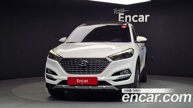 Hyundai Tucson Diesel 1.7 2WD Modern Fever — пробег 159 317 км — фото 3 из 5
