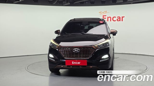 Hyundai Tucson Diesel 1.7 2WD Modern Fever — пробег 184 079 км — фото 3 из 5