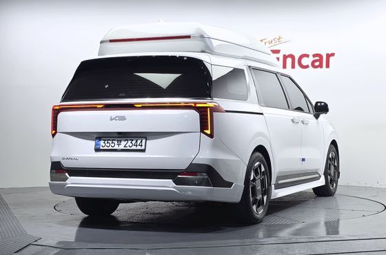 Kia Carnival Gasoline 9-Seater Hi Limousine (7-seater Limousine(Special vehicle) — пробег 17 008 км — фото 2 из 5