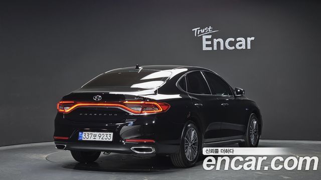 Hyundai Grandeur Exclusive Special — пробег 45 122 км — фото 2 из 5