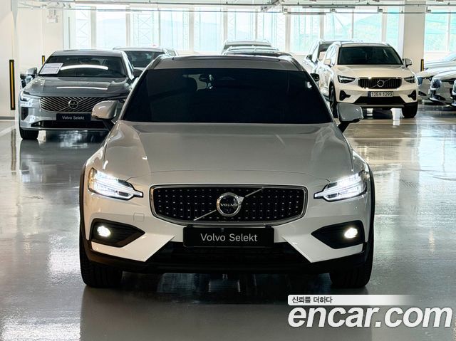 Volvo V60 из Кореи Encar