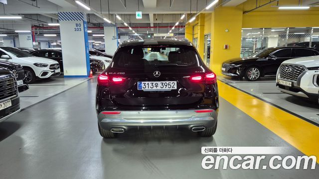 Mercedes-Benz GLA-Class из Кореи Encar