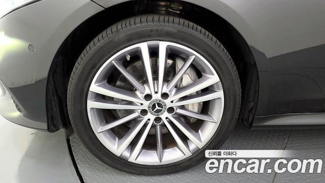 Mercedes-Benz CLS-Class из Кореи Encar