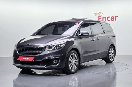 Kia Carnival 9-Seater Noblesse Special — пробег 62 347 км — фото 1 из 5
