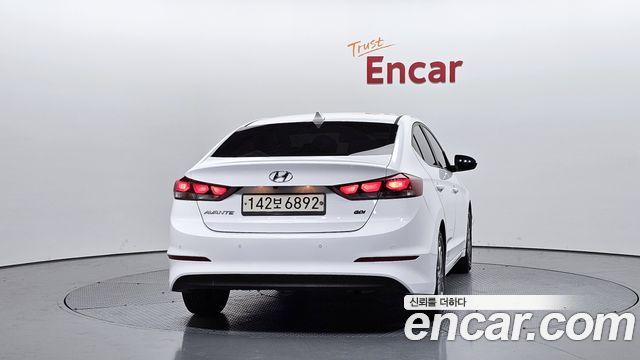 Hyundai AVANTE из Кореи Encar