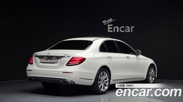 Mercedes-Benz E-Class из Кореи Encar