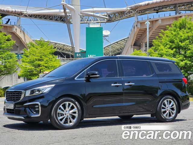 Kia Carnival из Кореи Encar