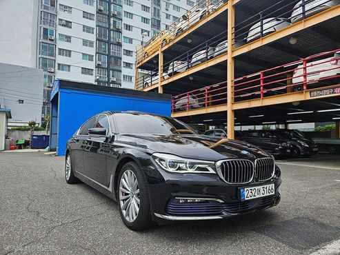 BMW 7-Series 730d xDrive — пробег 203 512 км — фото 4 из 5