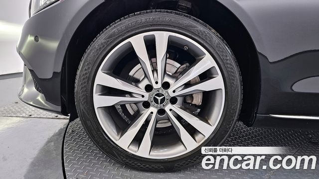 Mercedes-Benz C-Class из Кореи Encar