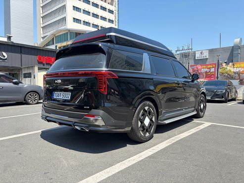 Kia Carnival HEV 9-Seater Hi-Limousine (Special vehicle) — пробег 82 км — фото 2 из 5