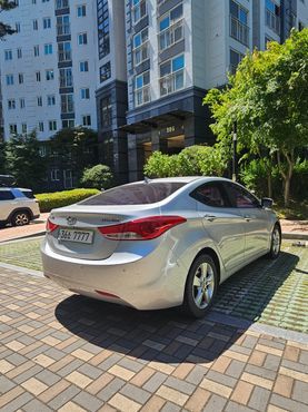 Hyundai AVANTE M16 GDI Deluxe — пробег 170 000 км — фото 2 из 5