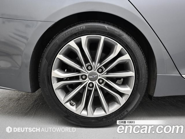Hyundai Genesis из Кореи Encar