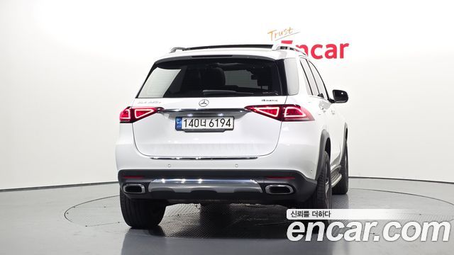 Mercedes-Benz GLE-Class GLE350e 4MATIC — пробег 60 622 км — фото 4 из 5