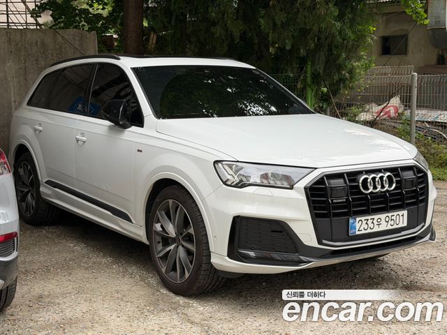 Audi Q7 50 TDI Quattro Premium — пробег 32 000 км — фото 3 из 5