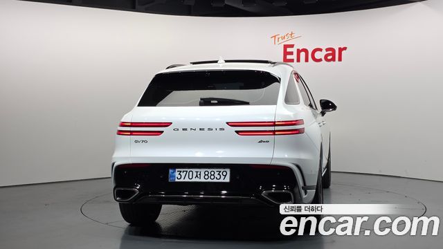 Genesis GV70 из Кореи Encar