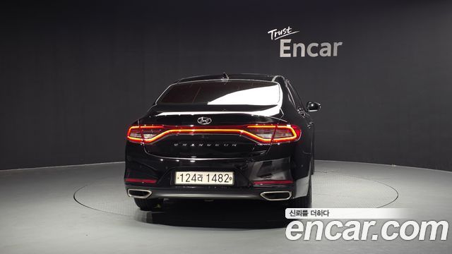 Hyundai Grandeur из Кореи Encar