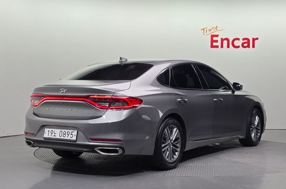 Hyundai Grandeur 2.4 Premium — пробег 112 997 км — фото 2 из 5