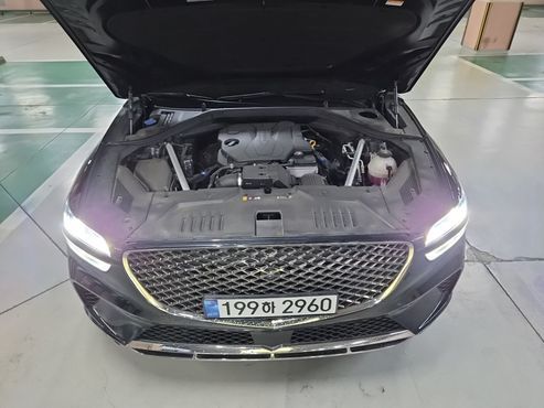 Genesis GV70 2.5T Gasoline 2WD — пробег 42 000 км — фото 5 из 5
