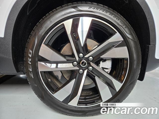 Volvo XC40 из Кореи Encar
