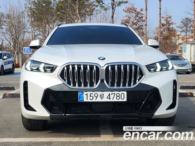 BMW X6 xDrive40i M Sport — пробег 2 050 км — фото 3 из 5