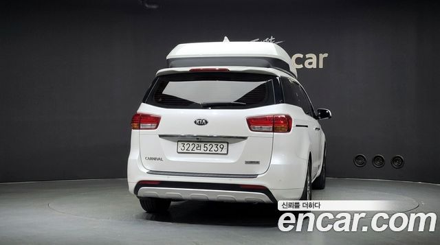 Kia Carnival из Кореи Encar