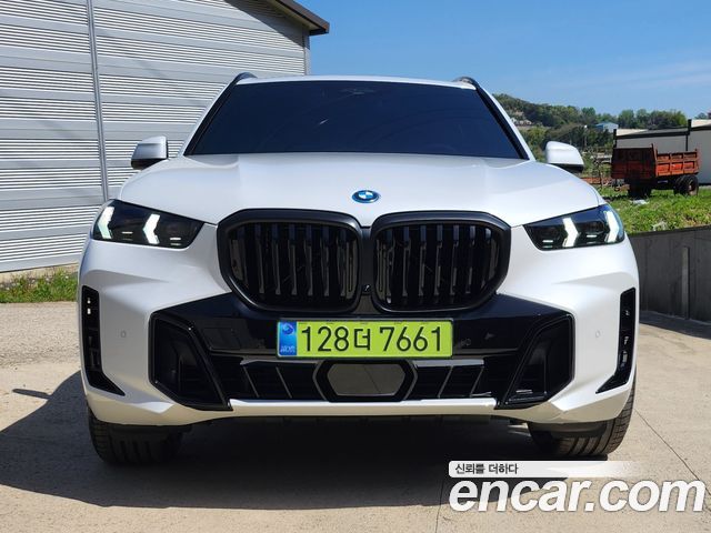 BMW X5 xDrive 50e M Sport — пробег 1 008 км — фото 4 из 5