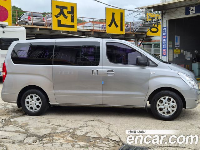 Hyundai Starex 5-Seater LPi VAN CVX Luxury — пробег 135 000 км — фото 1 из 5