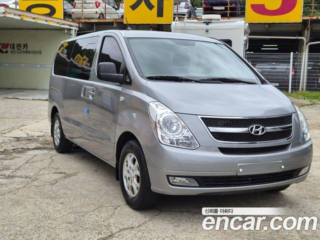 Hyundai Starex 5-Seater LPi VAN CVX Luxury — пробег 135 000 км — фото 3 из 5