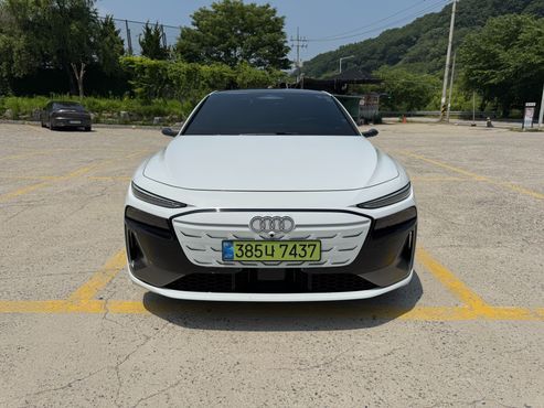 Audi A6 e-Tron Performance S line — пробег 11 000 км — фото 1 из 5