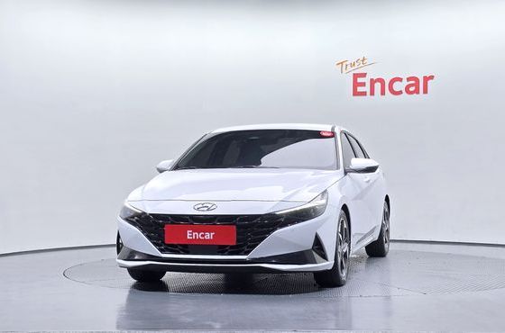 Hyundai AVANTE 1.6 Inspiration — пробег 71 549 км — фото 3 из 5