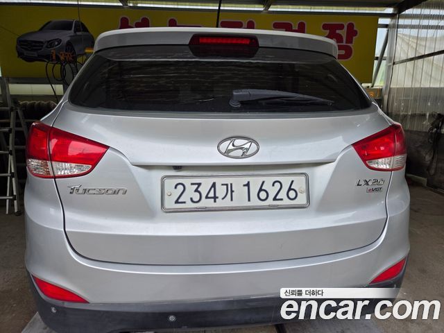 Hyundai Tucson Diesel 2WD LX20 Premier — пробег 380 000 км — фото 4 из 5