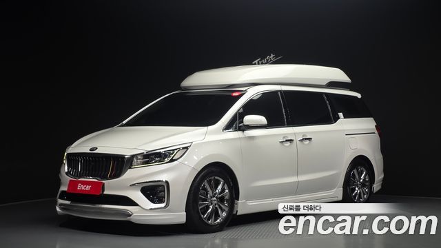 Kia Carnival из Кореи Encar