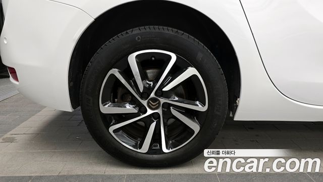 Citroen-DS C4 SpaceTourer из Кореи Encar
