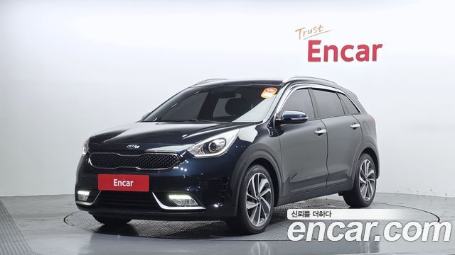 Kia Niro Noblesse — пробег 150 589 км — фото 1 из 5